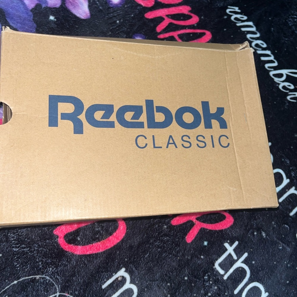 Black Reeboks - Picture 5 of 6